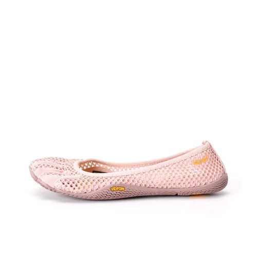 Vibram Durable Breathable Lightweight Low Top Training Shoes Women
s Russet Red
