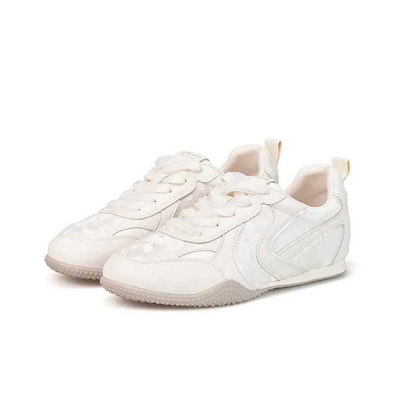 Joy&Mario Breathable And Lightweight Low Top Casual Shoes Women's-1