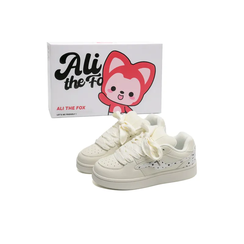 ALI THE FOX Low Top Skateboard Shoes Women's-6
