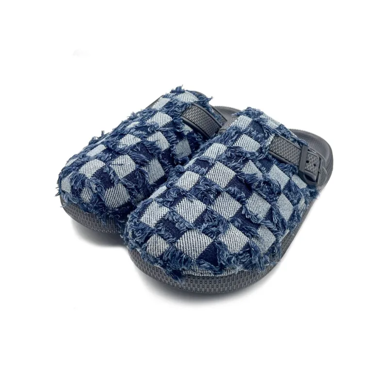 X3COMMUNE Slippers / Home Slippers-9