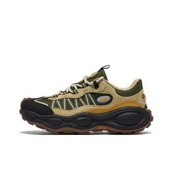MERRELL Hiking / Trekking Shoes Men Low Top Green Khaki