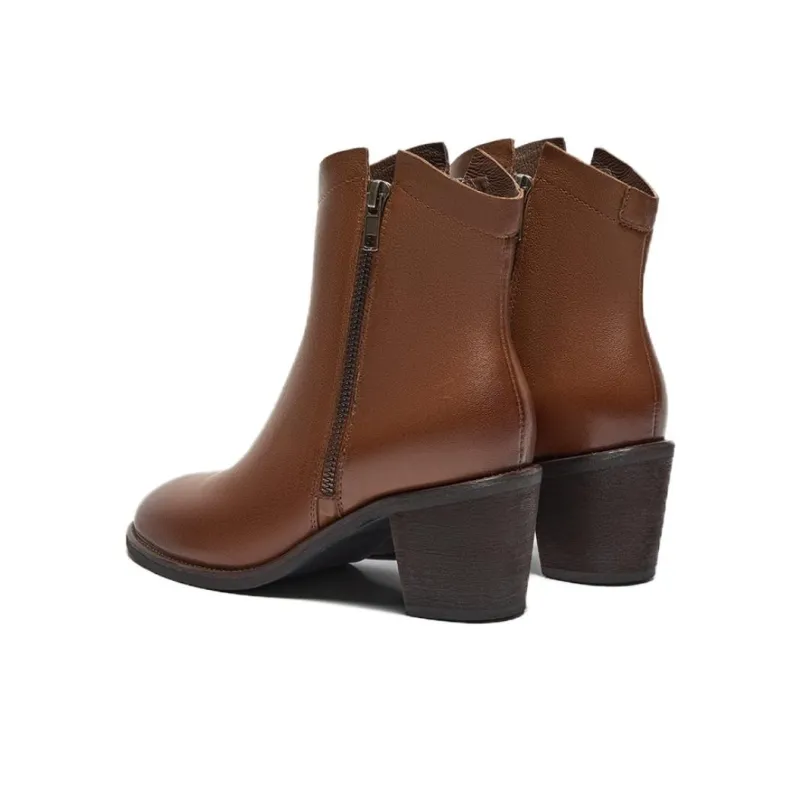 BATA Ankle Boots Women's-6