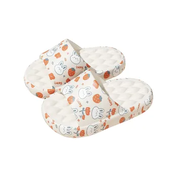 Red bean Slippers / Home Slippers
