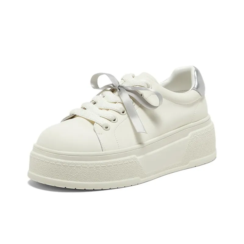 BATA Slip-Resistant Low-Top Skateboard Shoes Women's White-1