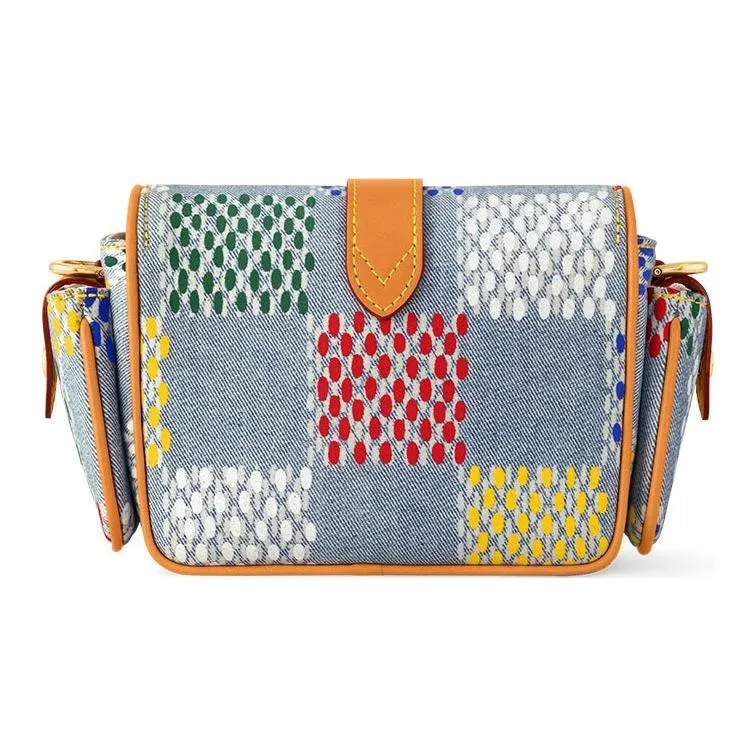 LOUIS VUITTON Cargo Wearable Wallet-2