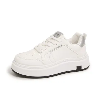 Nrillo Slip Resistant Cushioning Wear Resistant Balance Low Top Skateboard Shoes Women's
