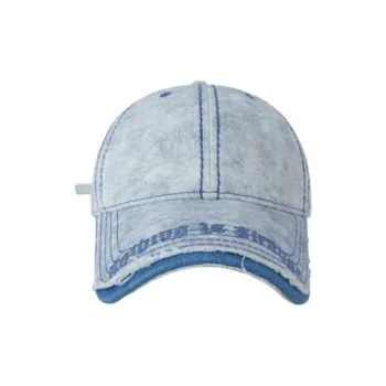FREE RABBITⅡ Korean Style Trendy Letter Embroidery Accentuates Face Baseball Caps Unisex