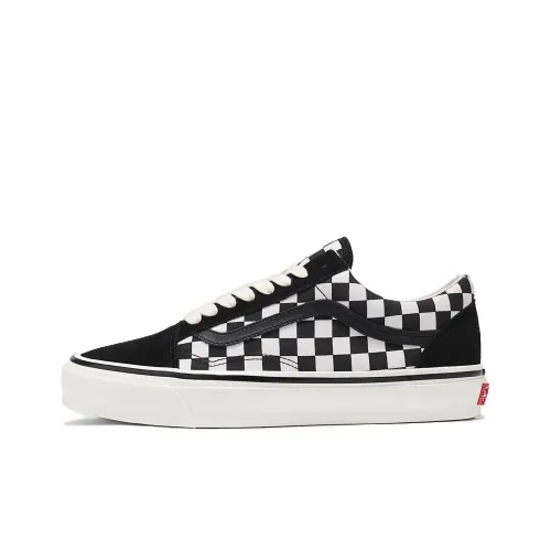 Vans Anti Slip Wear Resistant Low Top Skateboard Shoes Unisex Black White