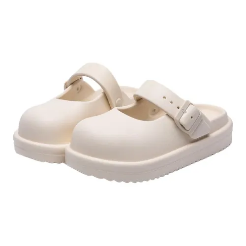 Lymia Slippers / Home Slippers
