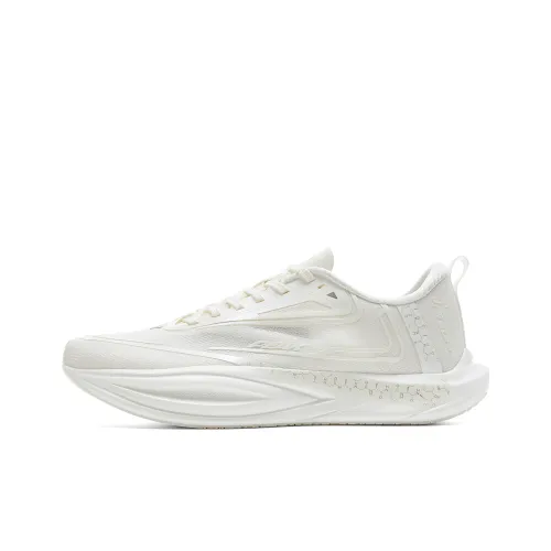 PEAK Cushioning Rebound Abrasion Resistant Breathable Anti Rollover Slip Resistant Low Top Running Shoes Men's Ivory
