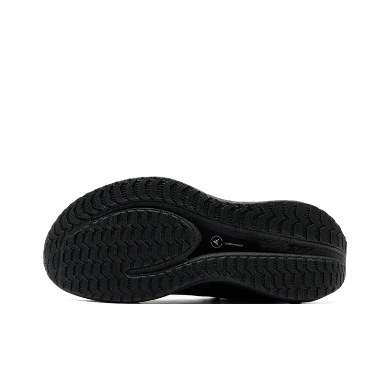 XTEP Cushioning Wear Resistant Rebound Low Top Carbon Sheet Training Running Shoes Men's Black-5