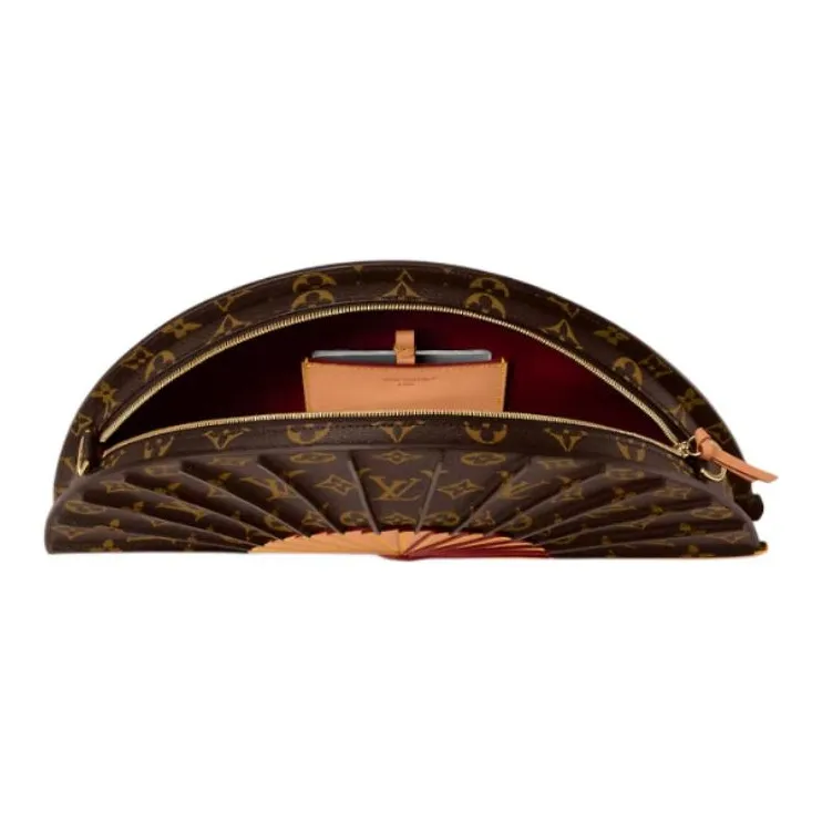LOUIS VUITTON Lv Fan-3