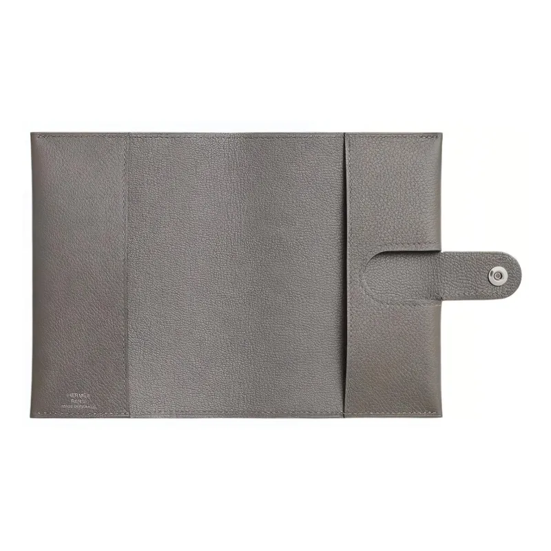 HERMES R.M.S Evercolor Leather Passport Holder Men Rain Cloud Gray-1