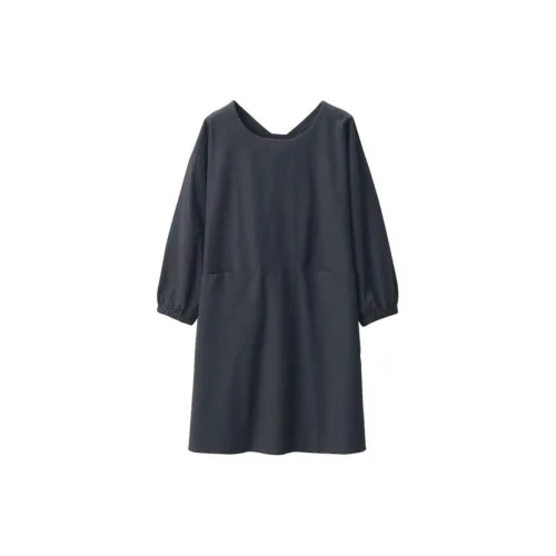 MUJI Aprons