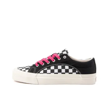 WANSWER Slip-Resistant Lightweight Breathable Low-Top Skateboard Shoes Unisex Black Pink Checkerboard