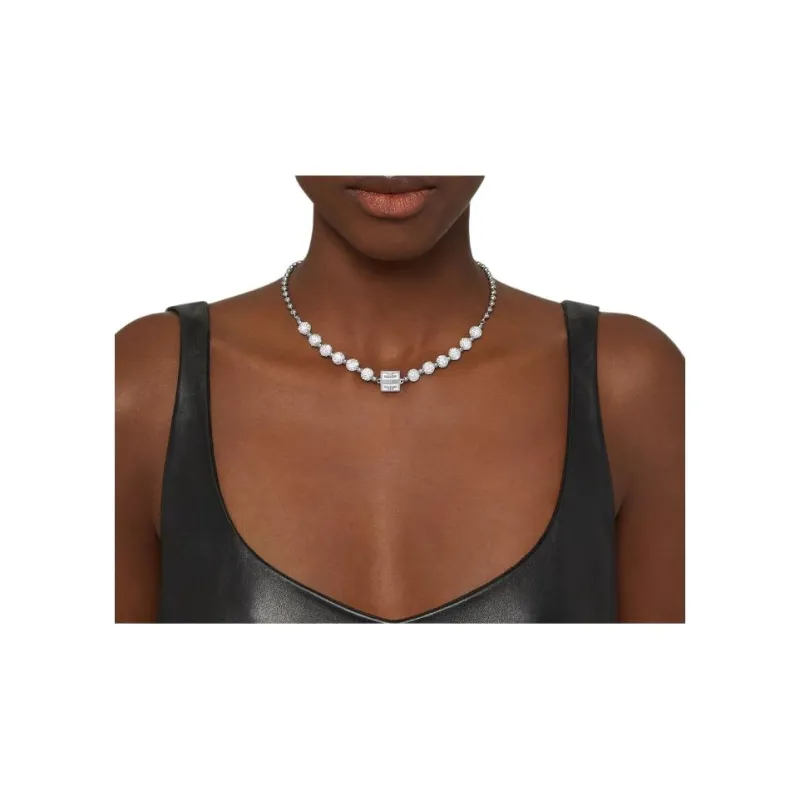 Givenchy 4G Embellished Logo Plaque Necklace-3
