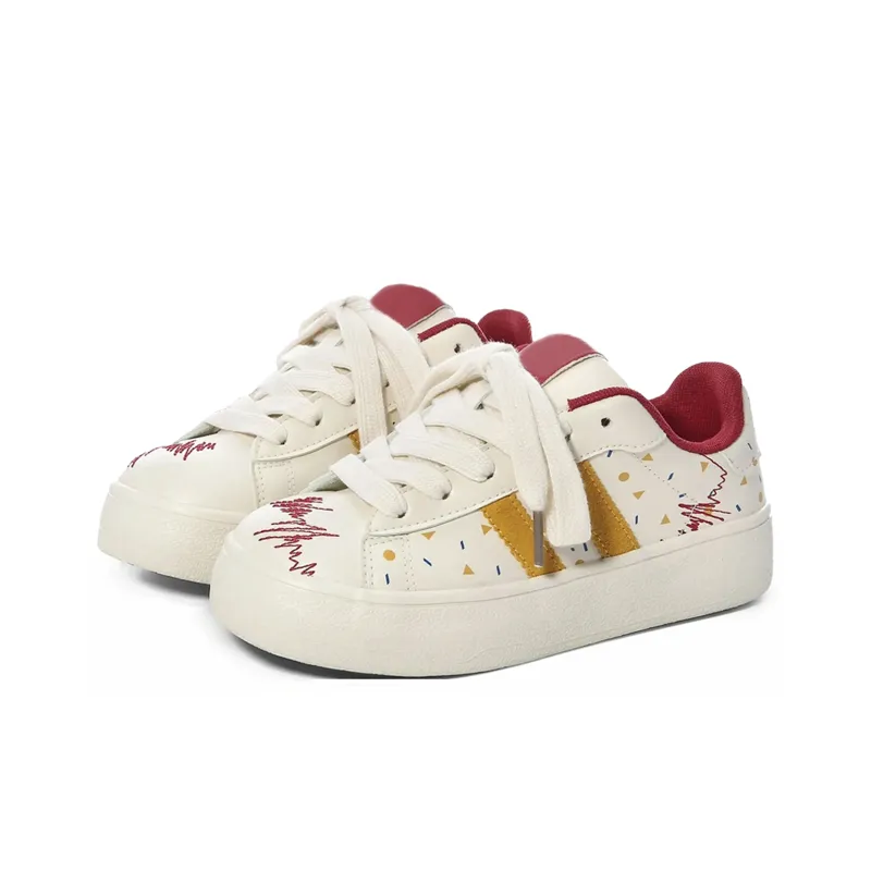 Teddy Bear Collection Coverage Slip Resistant And Abrasion Resistant Low Top Skateboard Shoes Women's-48