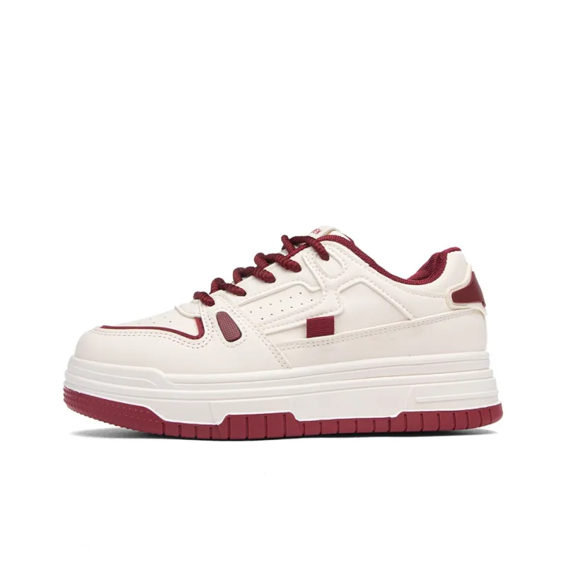 RENBEN Slip Resistant Cushioning Abrasion Resistant Low Top Skateboard Shoes Women's Beige Red-0