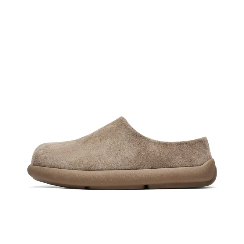V05 Closed Toe Slippers Unisex-43