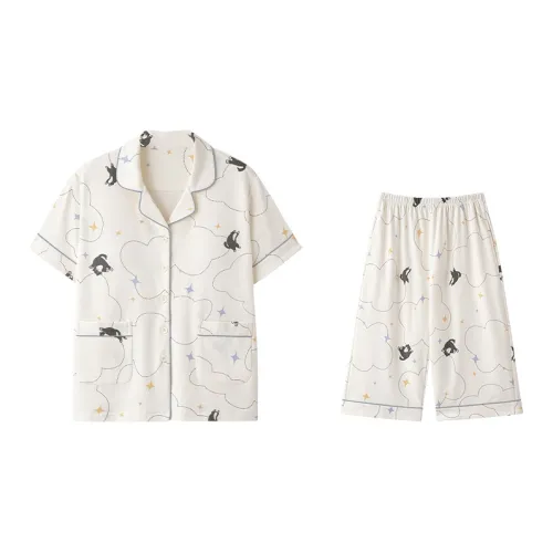William Pajama Set Women's Image Color