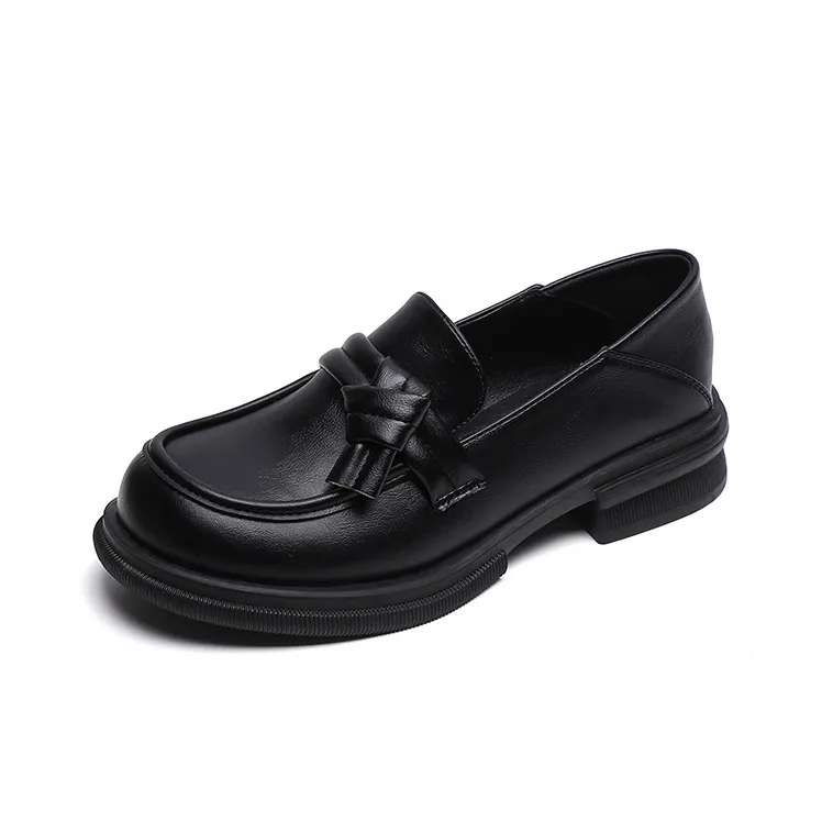 Than than me Loafers Women's Apricot/Black-0
