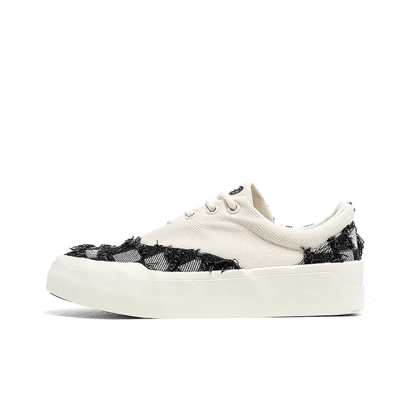 Yi Jiabao Anti Slip And Wear Resistant Lightweight Low Top Canvas Shoes Unisex-1