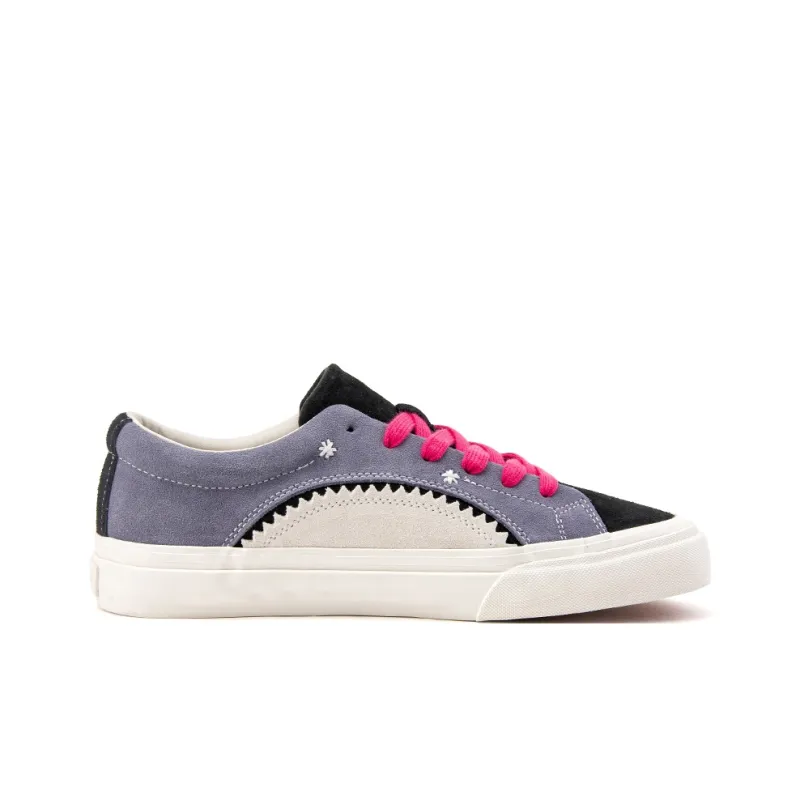 WANSWER Slip-Resistant Cushioning Abrasion-Resistant Low-Top Skateboard Shoes Unisex Black Purple Red-1
