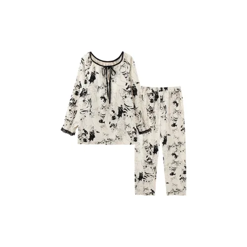 Sleeping Beauty Pajama Set Women's Multicolor