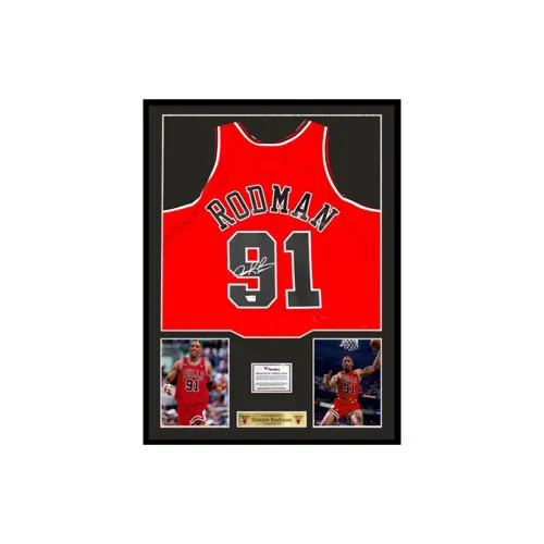 Three For Bulls Team Basketball Fan Supplies Framed Outer Frame Dimensions Approximately 78x98cm Red Unisex