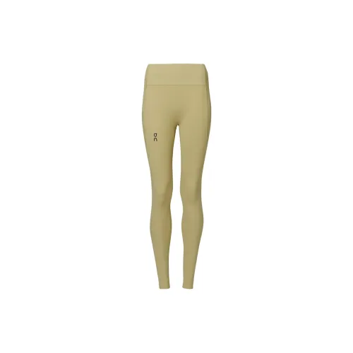 On SS25 Athletic Trousers Women's Caper