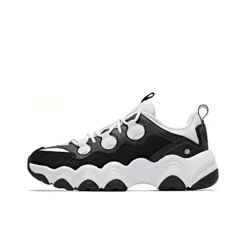QIAODAN Non slip Lightweight Low Top Casual Shoes Women's Black White