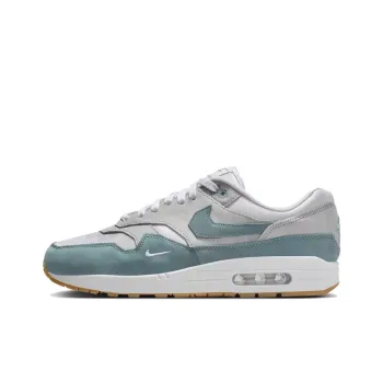 Nike Air Max 1 .SWOOSH Low Poly Adventure