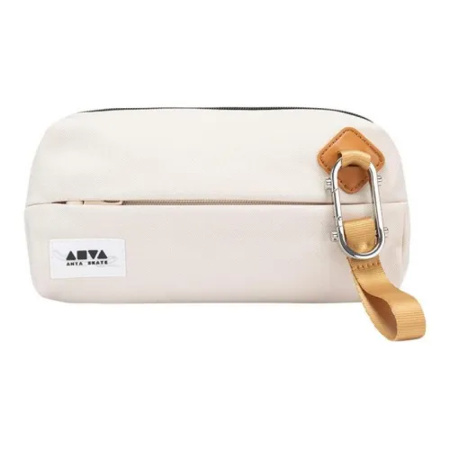 Anta Versatile Shoulder Bag Regular Unisex White