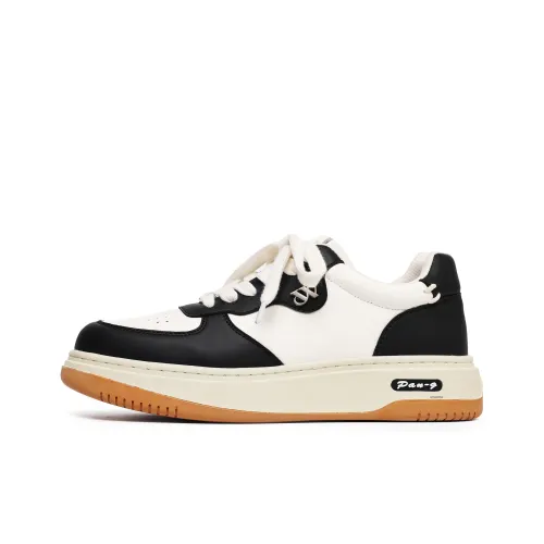 Hong Kong Meng Slip Resistant Support Height Increasing Low Top Skateboard Shoes Unisex Black