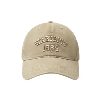 IOTS Versatile, Artistic, Vintage, And Niche Baseball Caps Unisex