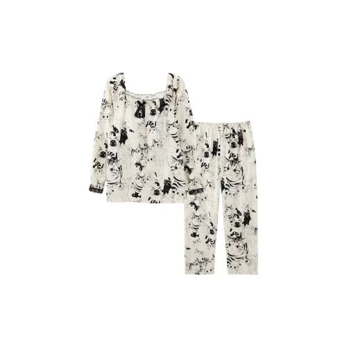 Sleeping Beauty Pajama Set Women's Image Color