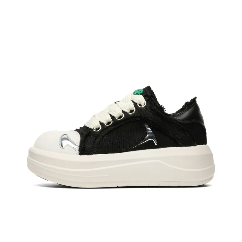 ESTEE GEEA Low Top Skateboard Shoes Unisex White Black-0