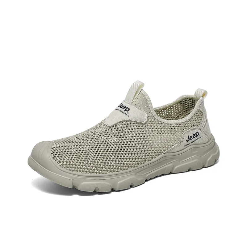 Jeep Anti Slip Wear Resistant Waterproof Breathable Lightweight Warm Coverage Low Top Trekking Shoes Men's Gray-1