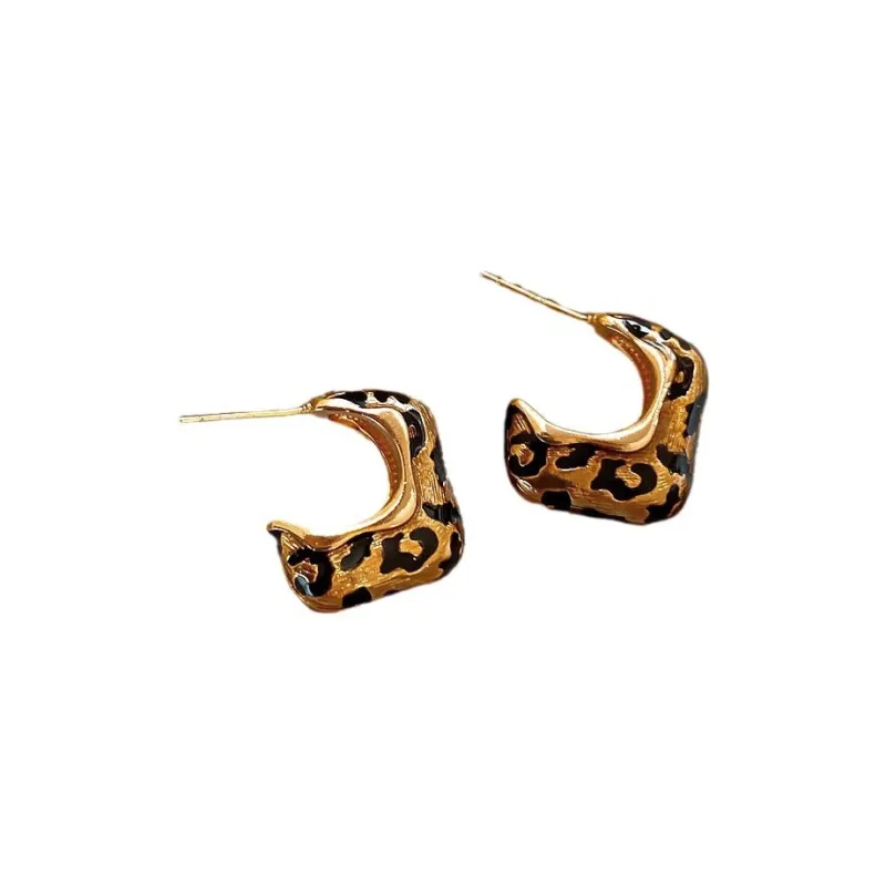 Drejew Copper Stud Earrings Women's-0