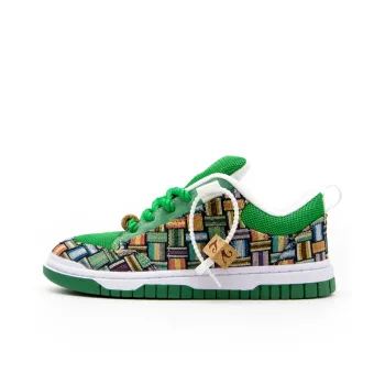 VXDT Avocado Green Candy Couple's Plus Size Puffy Shoes Anti Slip Wear Resistant Low Top Skateboard Shoes Unisex Green