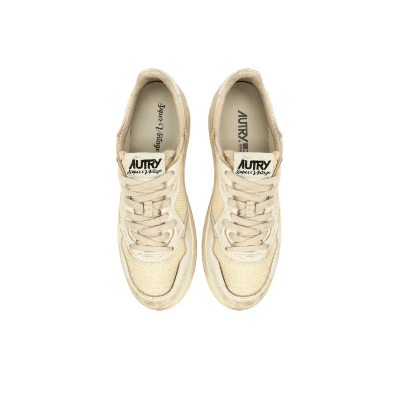 AUTRY Medalist Super Vintage Low Top Skateboard Shoes Men's Beige Umber-2