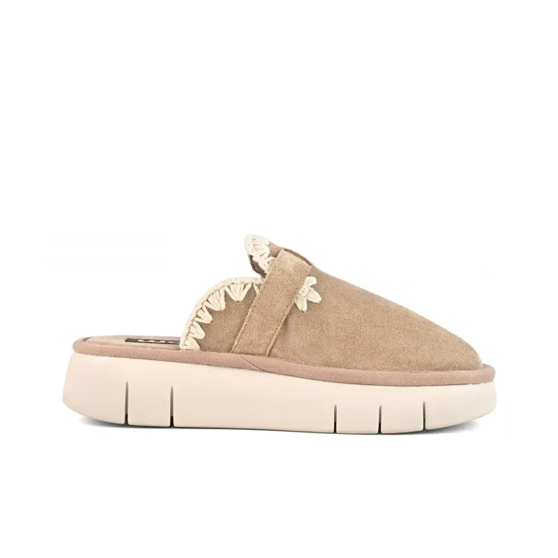 MOU Bounce Clog Closed Toe Slippers Women's Camel-1