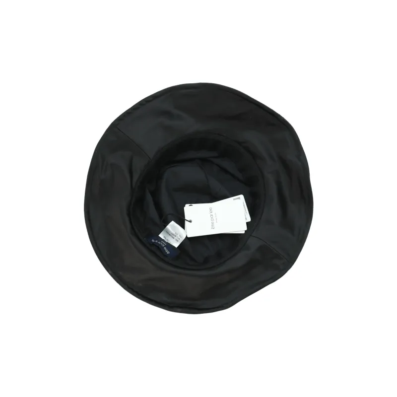Être Par Lee Polyester Bucket Hats Unisex-1