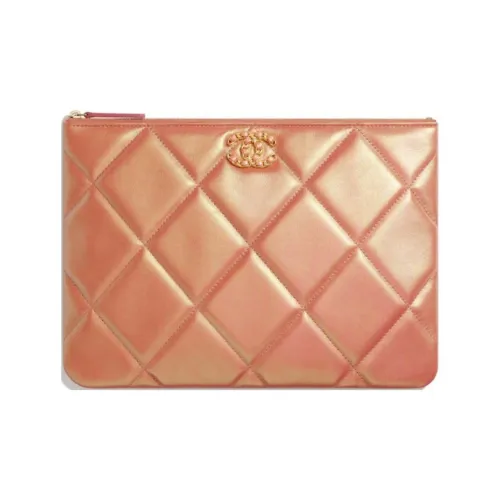 CHANEL 19Bag Iridescent Calfskin And Metal Clutch Women's Pink