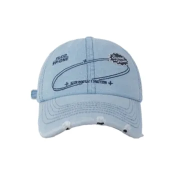 FREE RABBITⅡ Trendy Brand Letter Distressed Small Face Baseball Caps Unisex