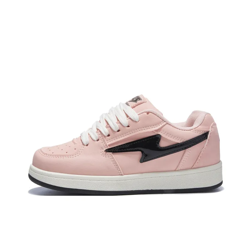 Little Red Man Water Resistant Coverage Low Top Skateboard Shoes Women's-10