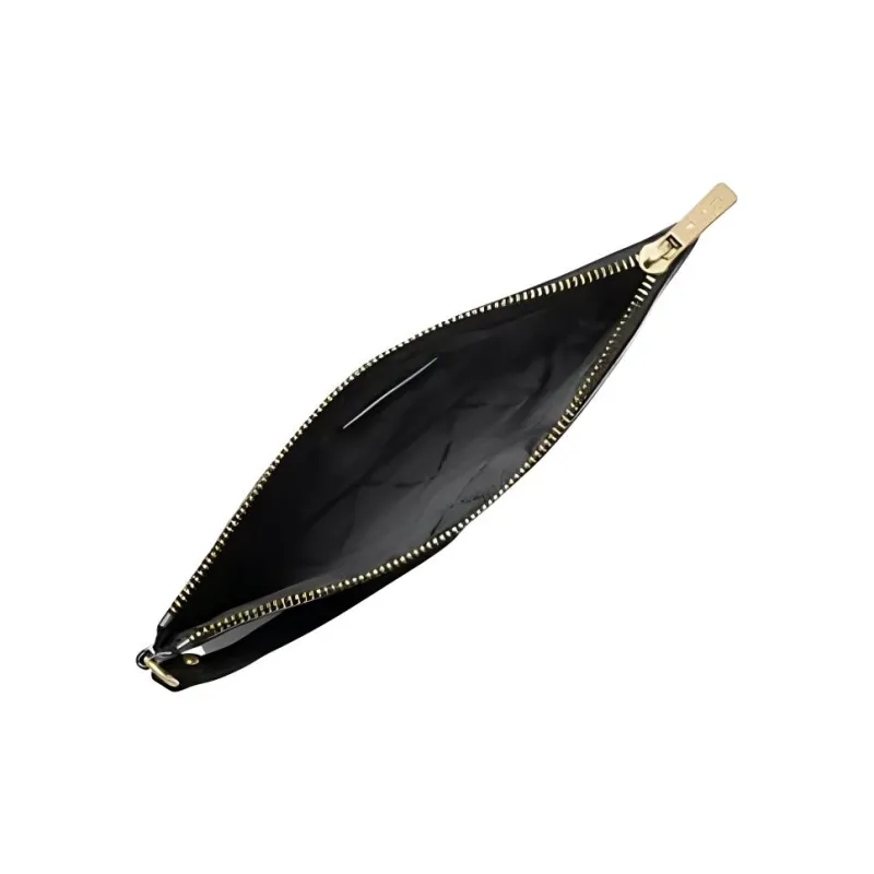 MICHAEL KORS Jet Set Travel Leather Clutch Women's Black-3