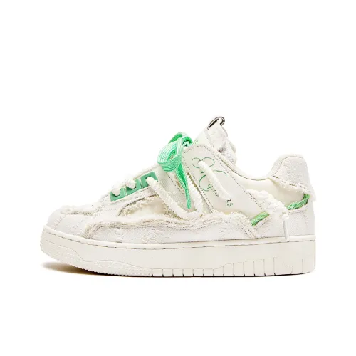 MQMS Anti Slip And Wear Resistant Breathable Low Top Skateboard Shoes Unisex White Green