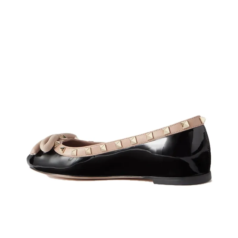 Valentino Rockstud Casual Single Shoes Women's Black-2