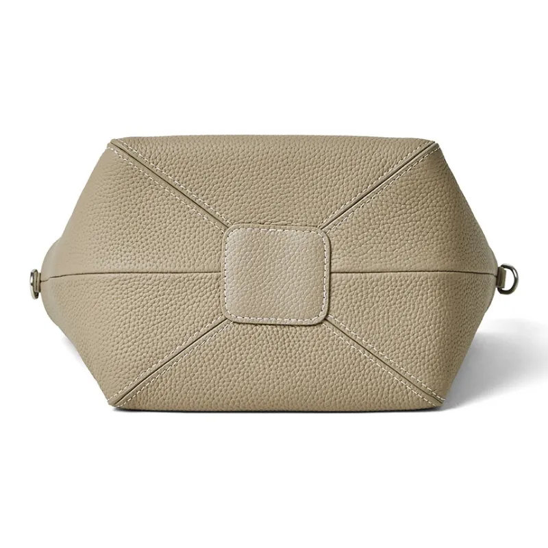 ROBERTA DI CAMERINO Cow Leather Basket Bag, One Shoulder Handbag Women's Caramel Brown/Milk Apricot Gray-12